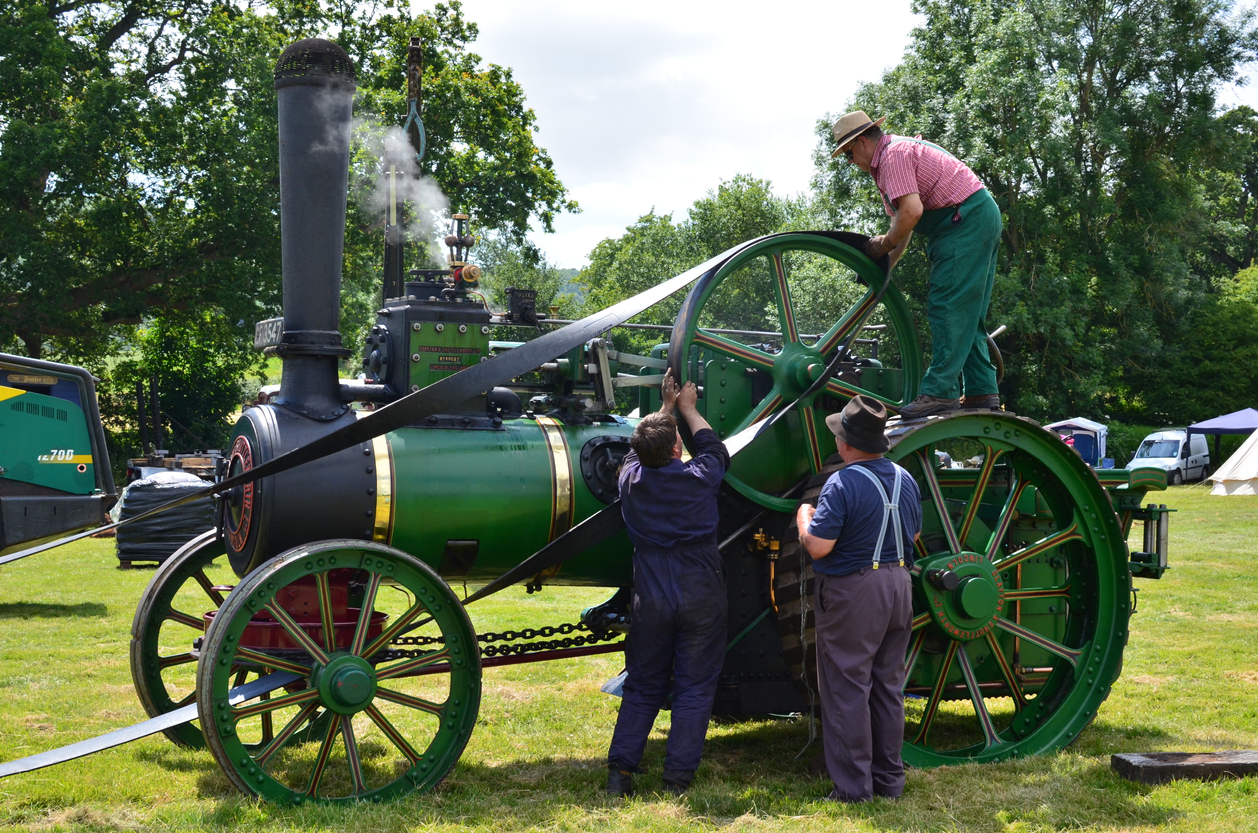 Steam traction engine (Photo: iStock - bunsview)