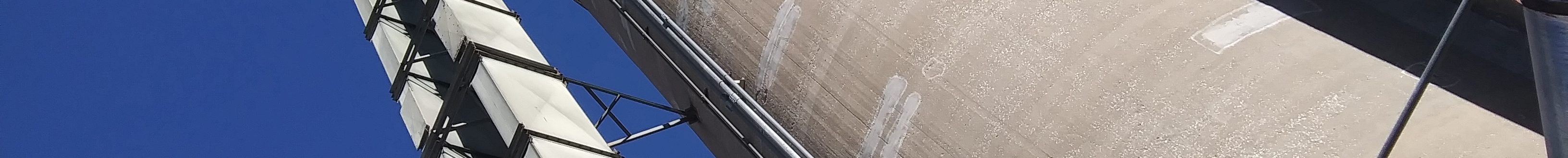 Cargill grain elevator in East St. Louis, Missouri. (Journal photo by David Murray.)