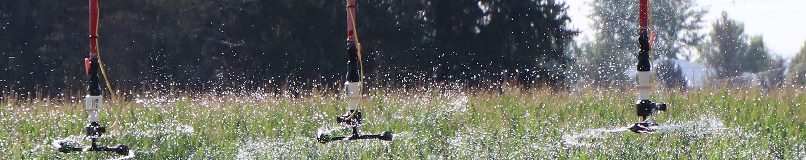 The pivot with KZ valves waters a plot at the University of Nebraska-Lincoln, Panhandle Research Extension and Education Center in Scottsbluff. (Photo by Chabella Guzman.)