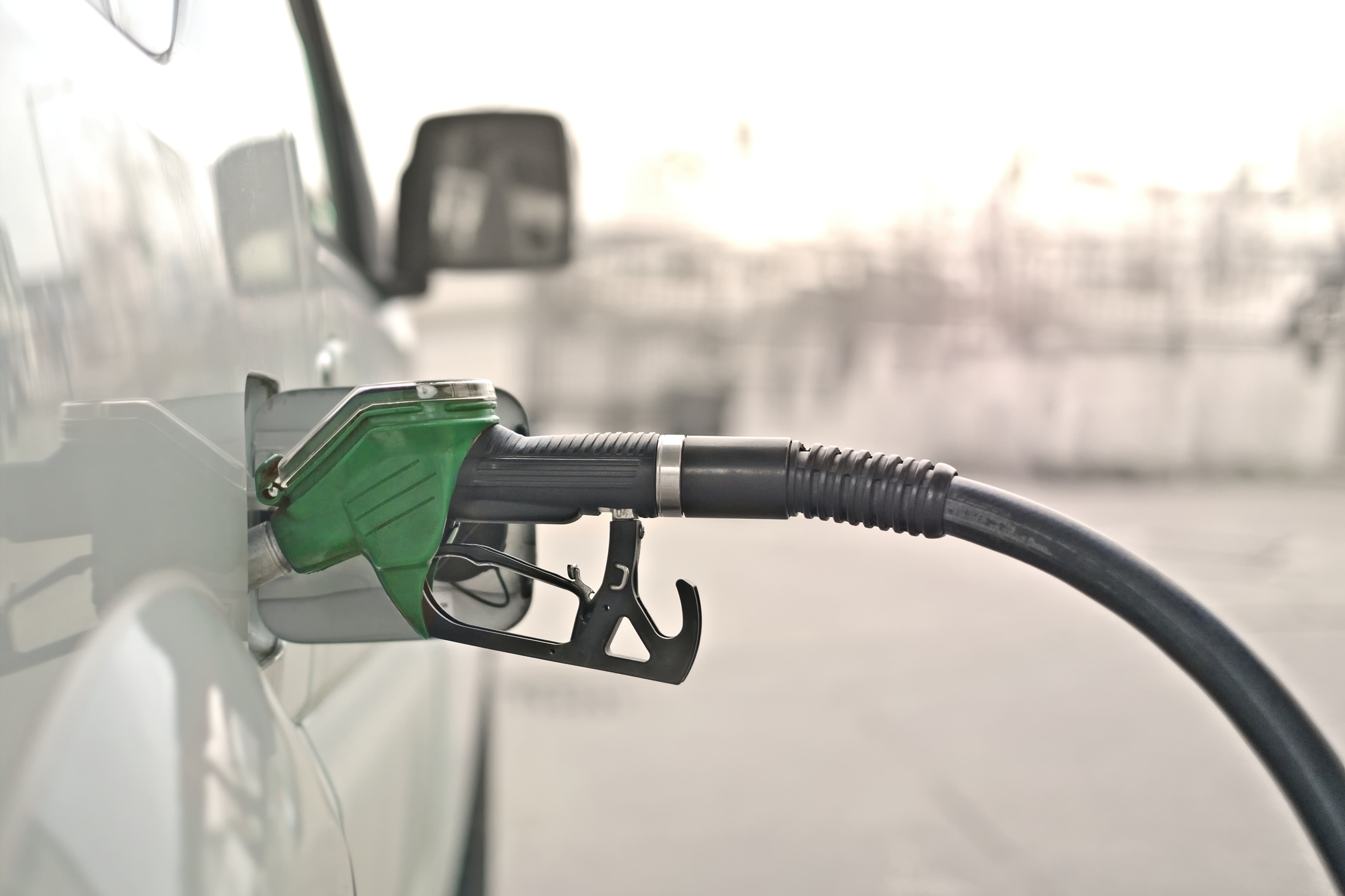 Refilling an car with fuel at the gas station. (Photo: iStock - Lightspruch)