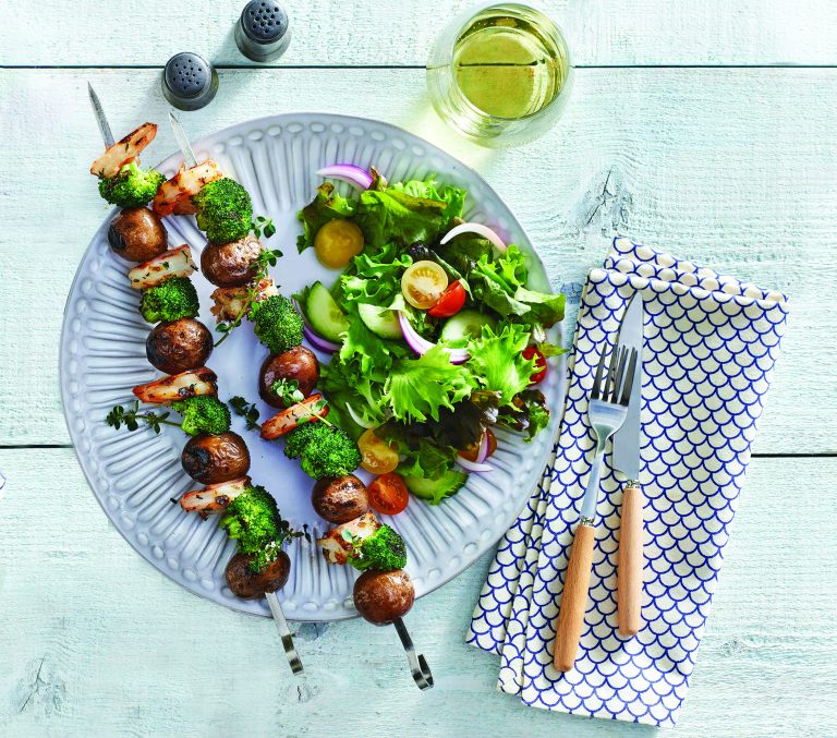 Scrumptious ways to simplify springtime meals. (Photo courtesy of Family Features.)