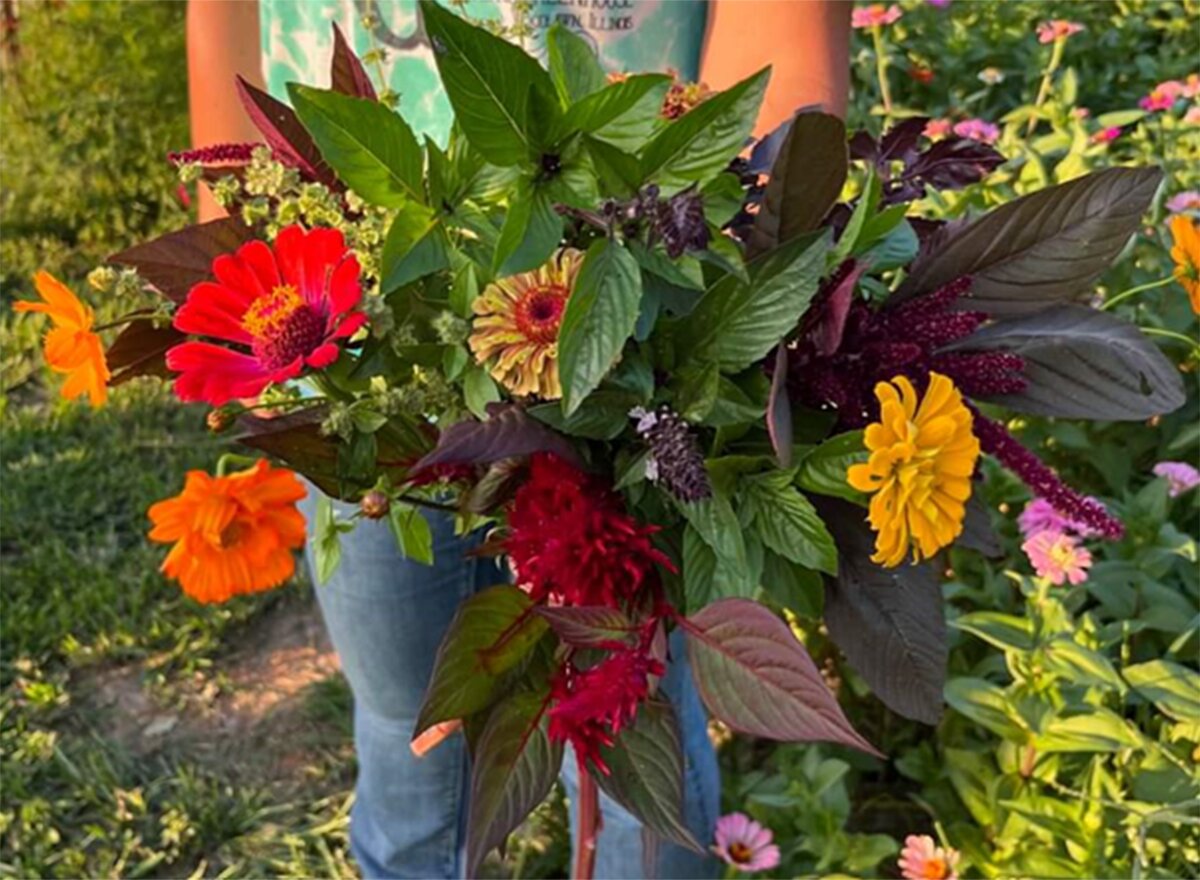 Sunflower and Herb Summer Floral Arrangement. (Photo: Christina Lueking - Illinois Extension)