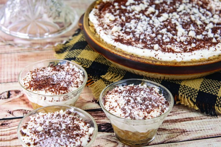 French Style Cheesecake with Vanilla Wafer Crust. (Photo courtesy of Family Features.)
