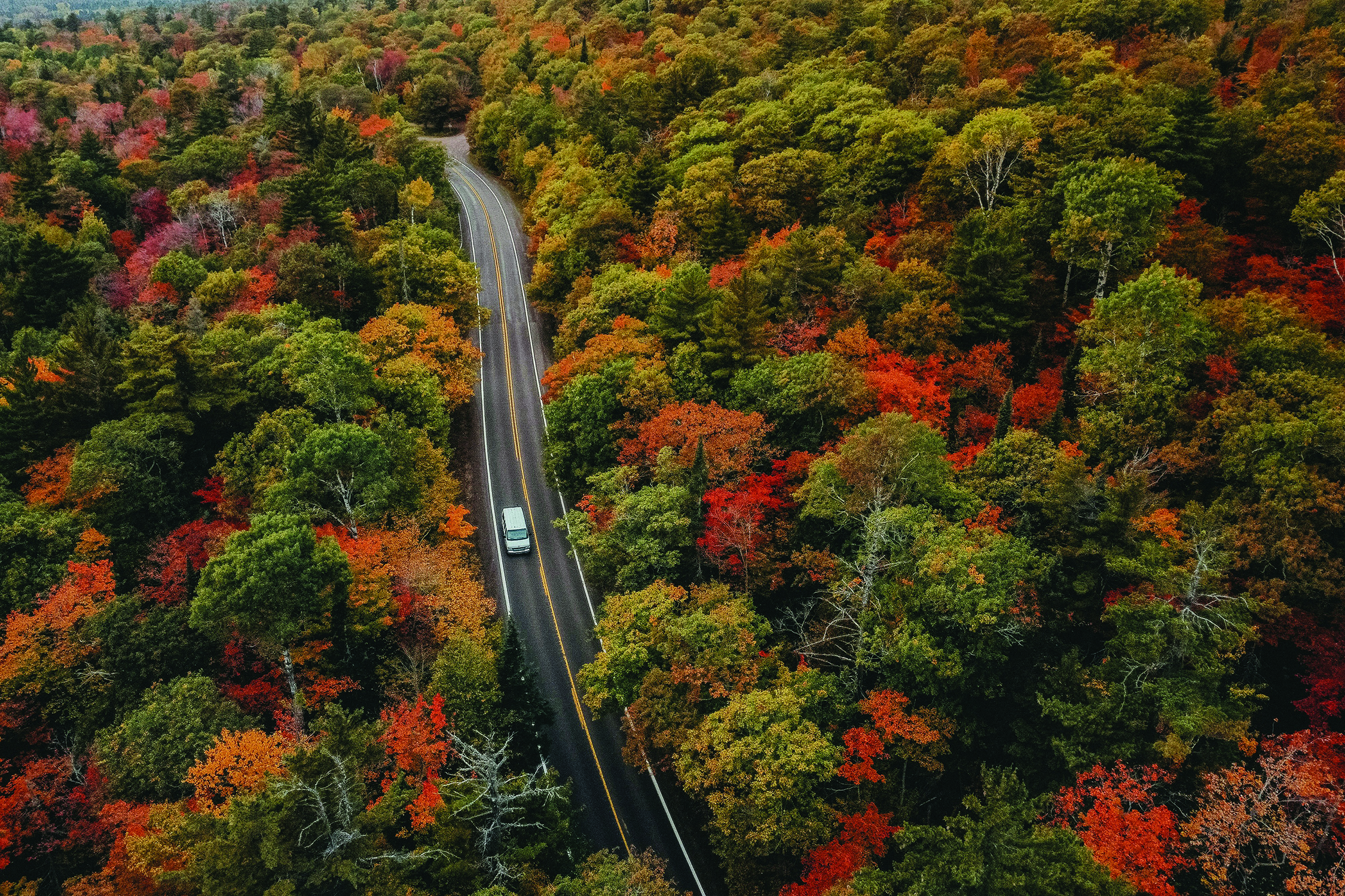 Fall travel (Photo courtesy of Unsplash)