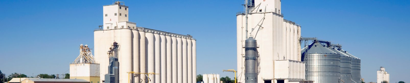 Grain Elevators, Kansas (Photo: iStock - j12tone)