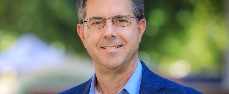 David Lalman receives the 2024 Southern Region Excellence in Extension individual award for his impact on integrated beef Extension programs. (Photo by Todd Johnson, OSU Agriculture)