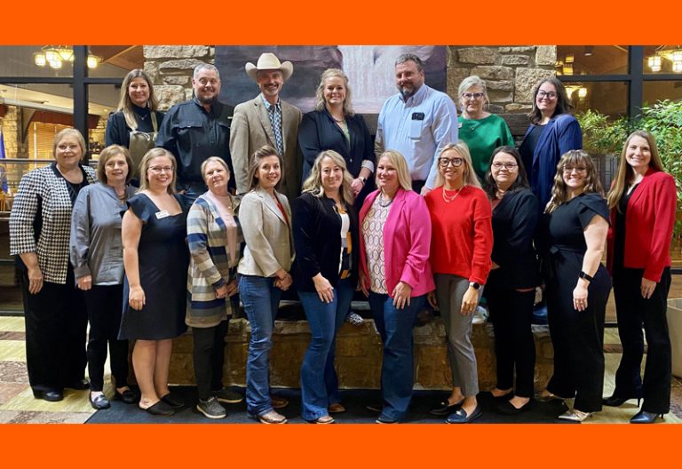 The Leadership Academy graduates attend a final retreat at Post Oak Lodge in Tulsa on Nov. 7. (Photo by OSU Agriculture)
