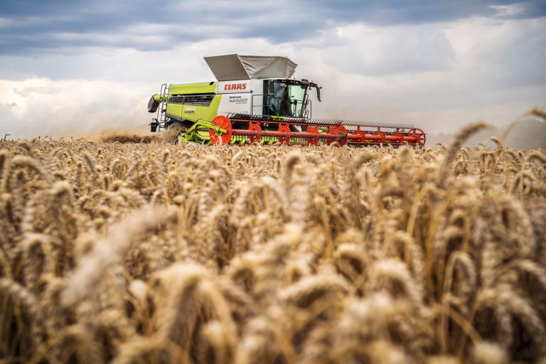 CLAAS Lexion 8900 Terra Trac combine. (Courtesy photo.)