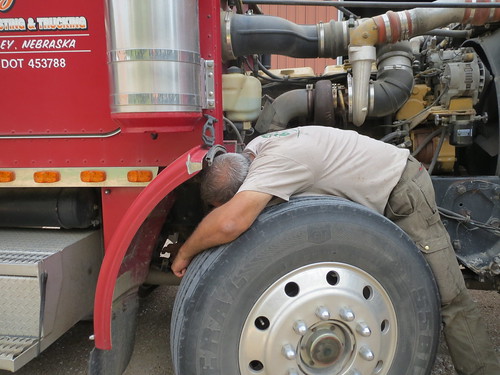 Z Crew: Greasing trucks