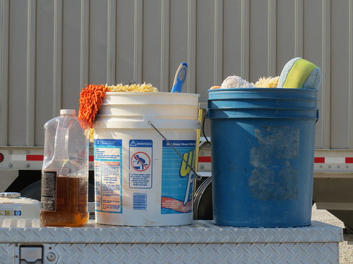 Z Crew: Cleaning supplies