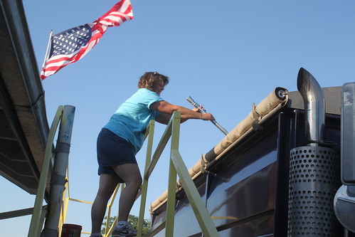 How they probe at the Bartlett elevator! Low budget and a good workout.