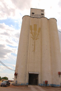 Such a neat elevator.