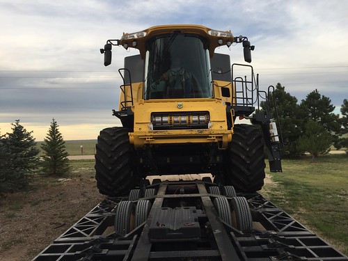 Z Crew: taking combine off trailer