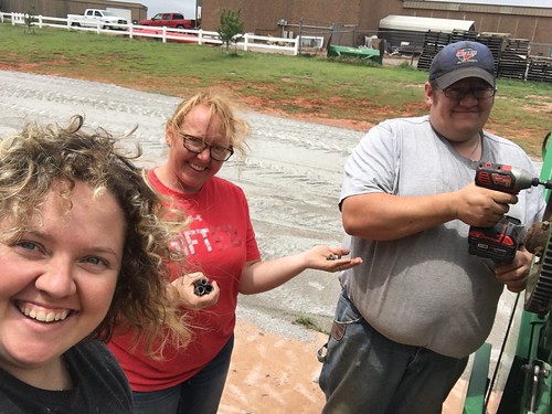 Emma:fixing heads in elk