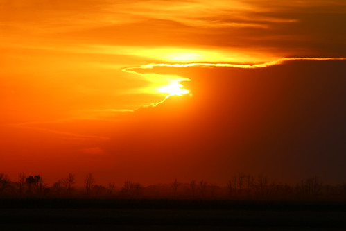 Sun sets on the day.