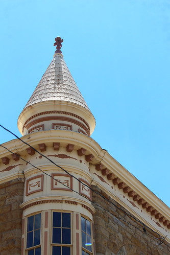 I love the old buildings in downtown Apache.