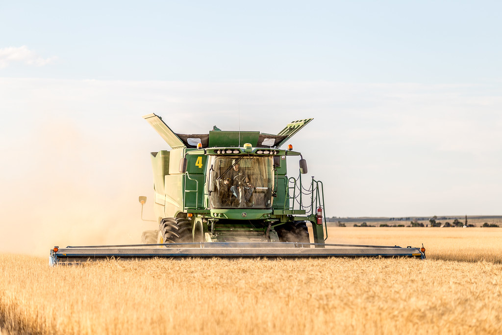 High Plains Harvesting 2017 (Laura)