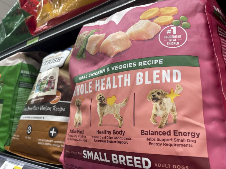 Dry dog food blends feature different health attributes, some of which tend to be associated with higher prices, according to a new study. (U of A System Division of Agriculture photo)