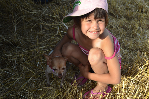 The girlz hanging out in the field