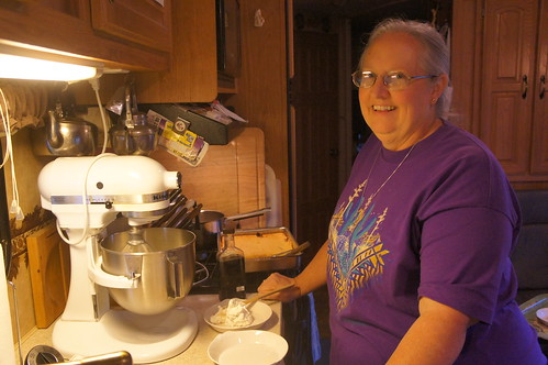 Emma: Momma makin' REAL whipped topping