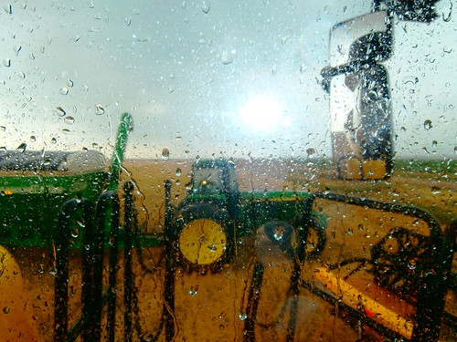 Parking the equipment in rain