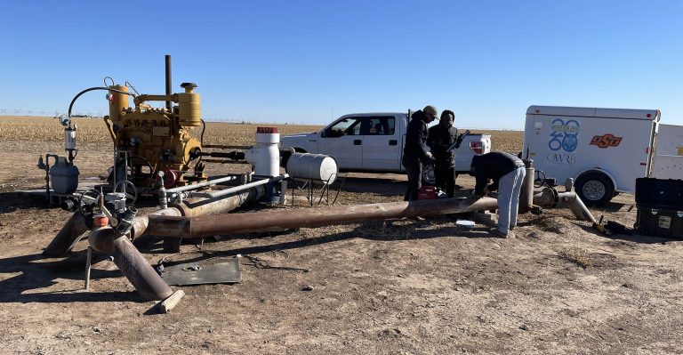 Oklahoma State University Extension specialist Scott Frazier and a team of water research experts conduct a well efficiency test in the field of a producer who graduated from the Master Irrigator program. Participants who complete the Extension program receive complimentary well testing for their irrigation systems. The program is funded by the Oklahoma Water Resources Board and the Oklahoma Corporation Commission. (Photo provided by Sumit Sharma, OSU Agriculture)