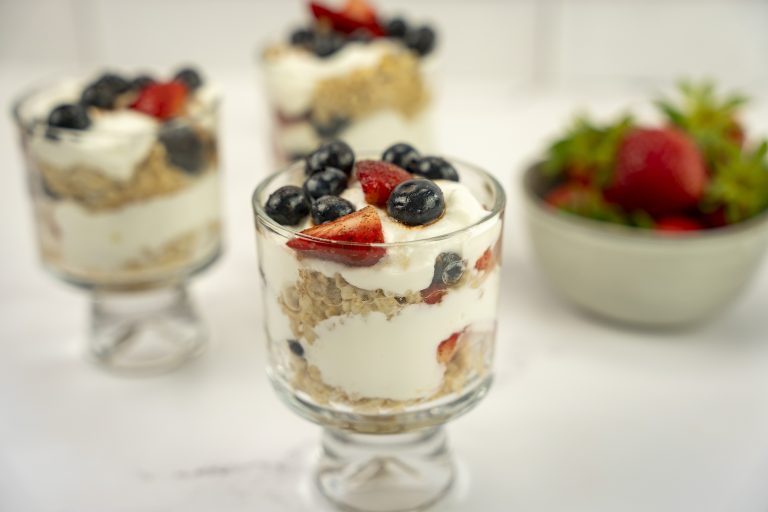 Fruity Oatmeal Yogurt Parfaits (American Heart Association)