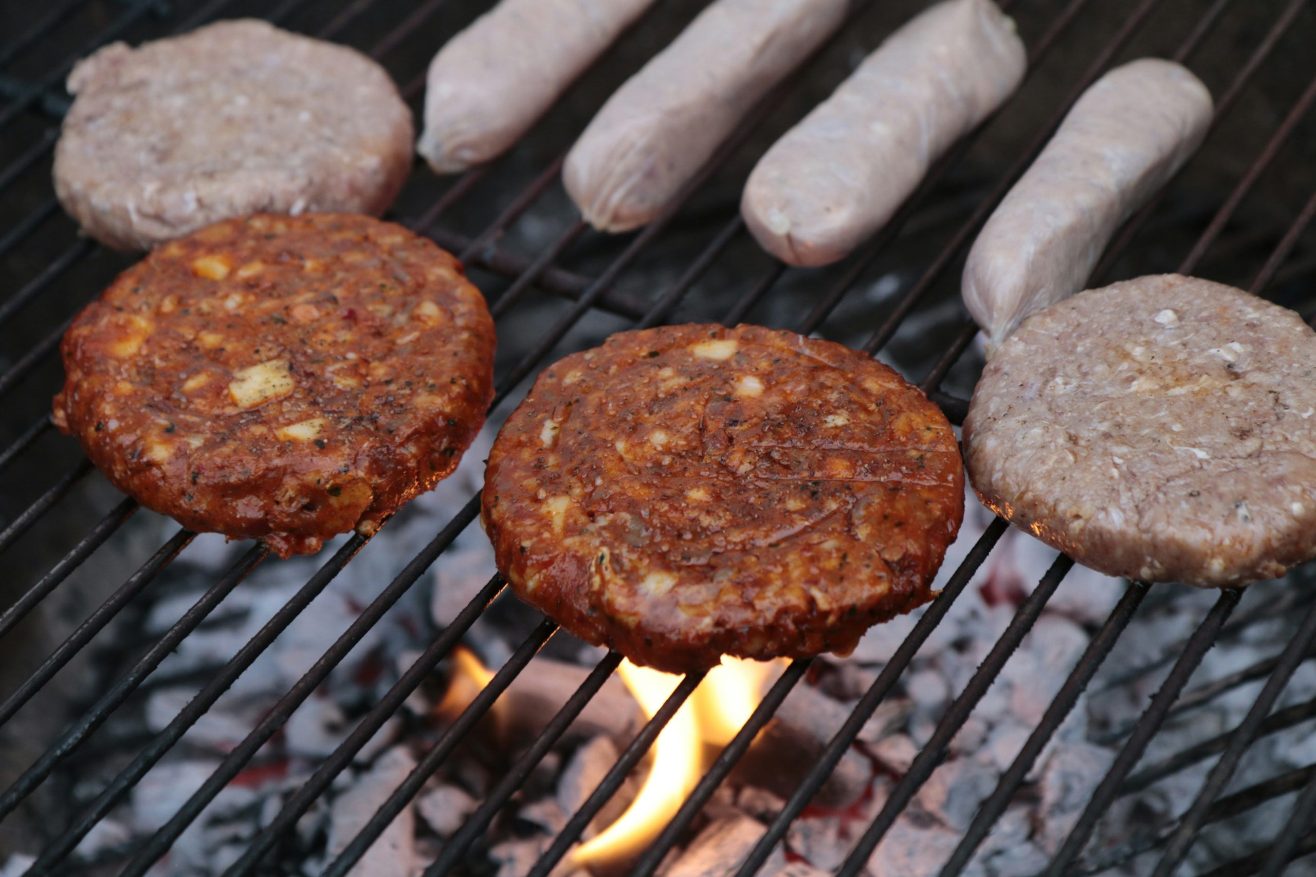 President Trump seeks investigation into meat packers 