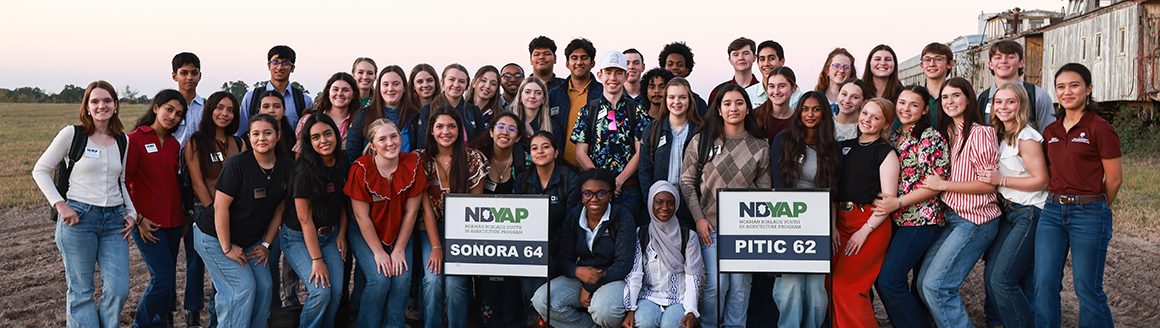 Positive youth development, as represented by this gathering of Texas 4-H Normal Borlaug Youth in Agriculture attendees, will be expanded through the strategic partnership with H-E-B. (Texas 4-H)