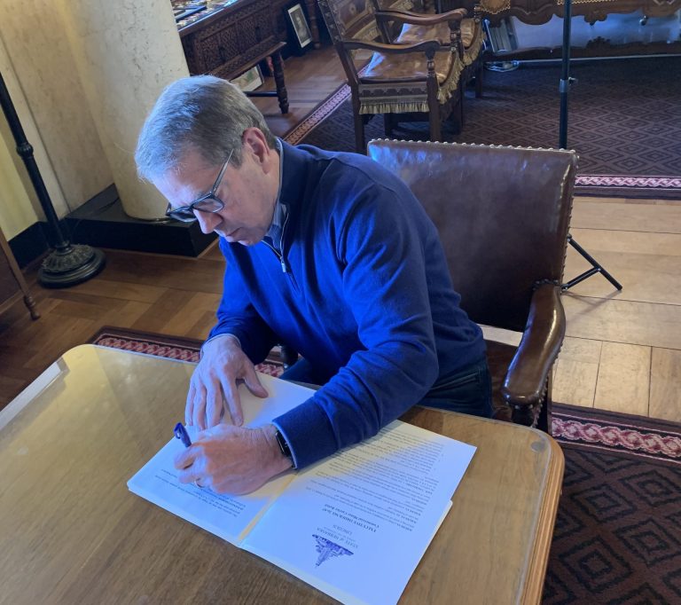 Gov, Jim Pillen signs executive order. (Courtesy photo.)