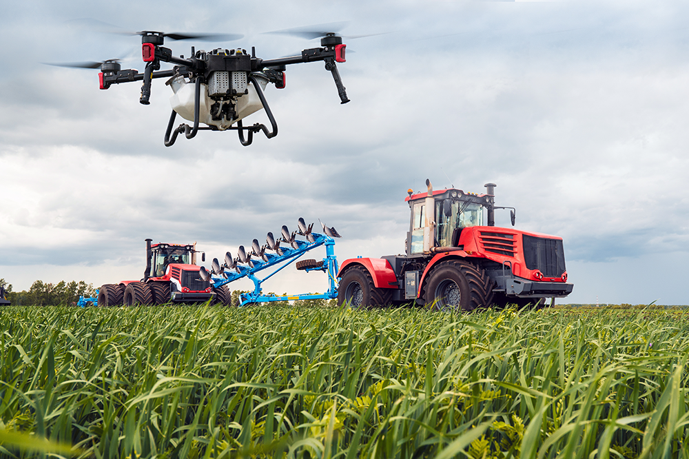 Modern technologies in agriculture. (Adobe Stock-#643907931 │ diy13)