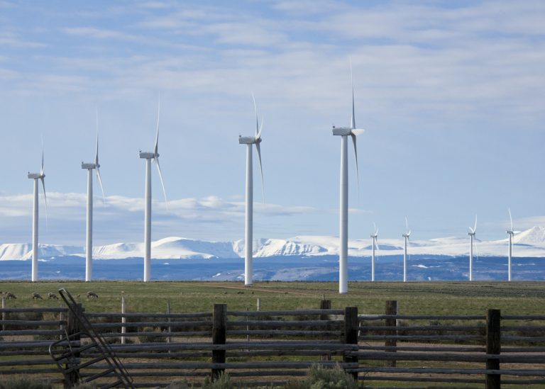 Wind turbines in south-western Wyoming. (iStock-#133459139 │ GregC)