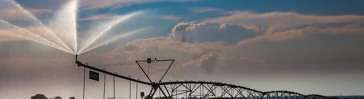 Pivit, circle irrigation in an agriculture field along highway 138 near Orvid, Nebraska. (Adobe Stock-#604130167 │ Bob)