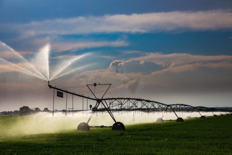 Pivit, circle irrigation in an agriculture field along highway 138 near Orvid, Nebraska. (Adobe Stock-#604130167 │ Bob)