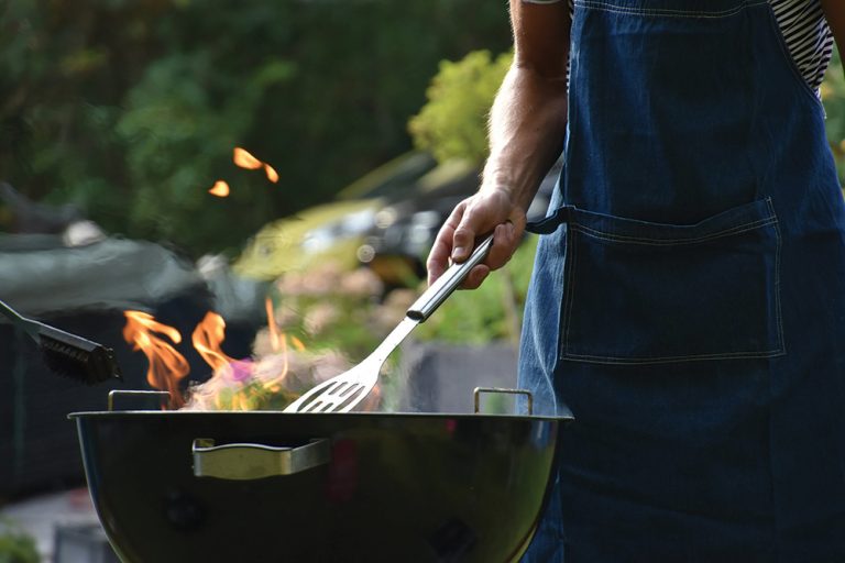 Backyard Grill. (Feature Impact Photo courtesy of Unsplash)